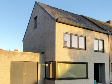 74810048 128259791922814 735185013938585600 N 4